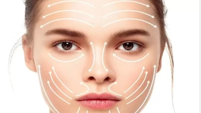 Yüz Yogası mı, Masaj mı? Deneyenler Aynada Kendini Tanıyamadı!