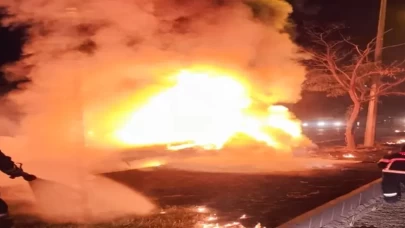 Diyarbakır'da alev alan otomobilde yaralandı