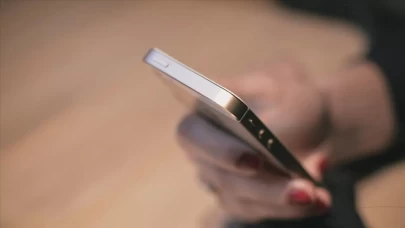 Mobil ve sabit hatlardan 81,8 milyar dakika görüşüldü