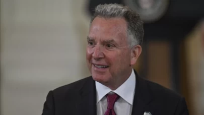 Gazze’de ateşkes sürecini izlemek için Orta Doğu’ya gidiyor