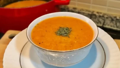 Bebeklerin kemiklerini güçlendiren Anadolu tarhanası tarifi