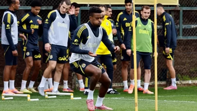 Fenerbahçe, derbi mesaisi