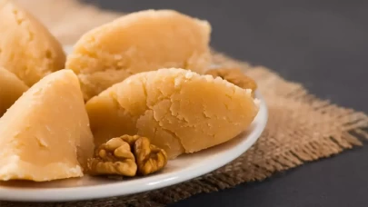 Un Helvası Kaç Kalori? 1 Porsiyon Un Helvası Kalori ve Besin Değerleri