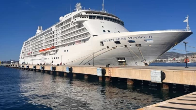 Seven Seas Voyager, Bodrum'a geldi
