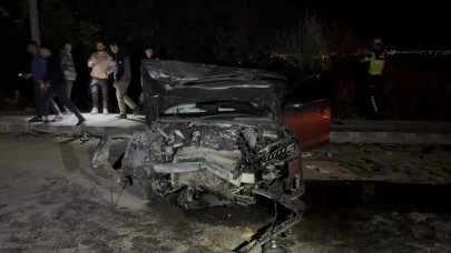 Diyarbakır'da polisin dur ihtarına uymayan araç faciaya davetiye çıkardı: 7 yaralı