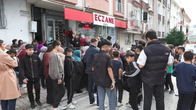 Esenyurt’ta 13 yaşındaki Eren Yılgın evde ölü bulundu: tavuk dönerden zehirlenme şüphesi