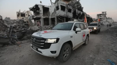 Hamas, İsrailli bir esirin daha cenazesini Kızılhaç’a teslim etti