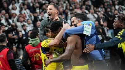 Jhon Duran'dan ilk derbi golü