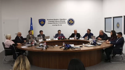 Kosova'da yerel seçimin ikinci turunda oy kullanma işlemi sona erdi