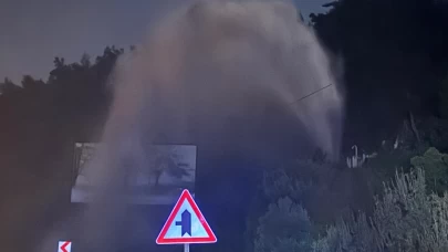 Bodrum’da ana su hattı patladı: Tonlarca su yola aktı