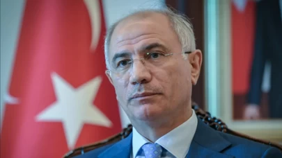 AK Parti Genel Başkan Vekili Ala: Özel, siyasetin seviyesini düşürme konusundaki ısrarını sürdürüyor