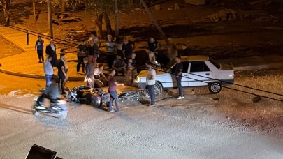 Adana’da iki motosiklet çarpıştı: 2 yaralı