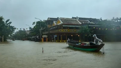 Vietnam'da sel ve heyelanlar nedeniyle yaşamını yitirenlerin sayısı 36'ya çıktı