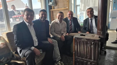 MHP'li Ahmet Erbaş, 'Hayırlı Günler Komşum' ziyaretleriyle vatandaşın yanında