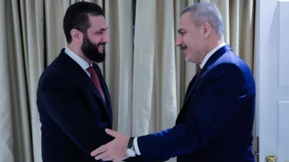 Bakan Fidan, Suriye Cumhurbaşkanı Şara ile ABD'de bir araya geldi