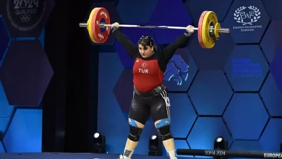 Fatmagül Çevik, rekorla Avrupa şampiyonu!