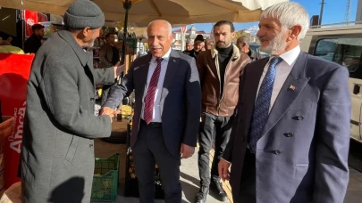 MHP Van İl Başkanı Salih Güngöralp, Gürpınar esnafını ziyaret etti