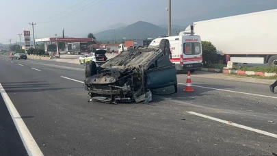 Sakarya Pamukova’da otomobil takla attı: 2 yaralı