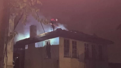 Ev alev alev yandı, kullanılamaz hale geldi