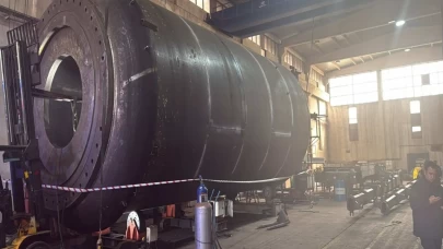 Kırıkkale'de feci kaza: 3 tonluk sac levhanın altında kalan 2 işçi hayatını kaybetti