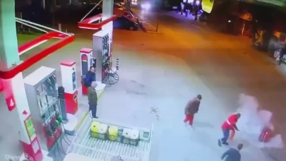 15 yaşındaki sürücü faciaya ramak kala kurtuldu! O anlar kamerada