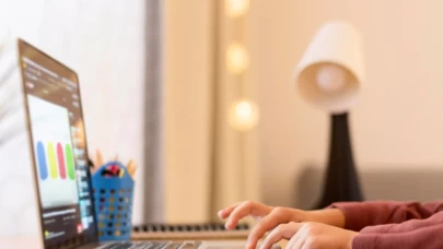 Çocukların gelişimini destekleyen dijital eğitimler