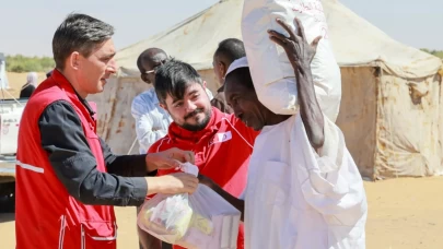 Türk Kızılay Sudan'daki göçmenler için yardımları artırdı