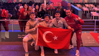 Milli eskrimcilerden Riyad'ta üç madalya