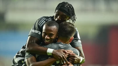Beşiktaş 3 puanı 3 golle aldı