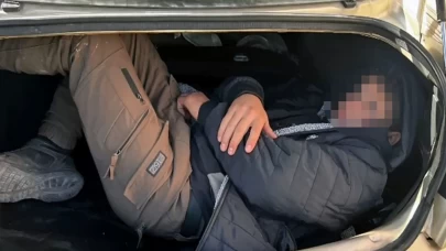 Hatay’da 12 düzensiz göçmen yakalandı: 3 organizatör tutuklandı