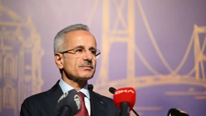 Bakan Uraloğlu Gebze’de çöken bina ile ilgili açıklamada bulundu: Metroyla hiçbir ilgisi yok