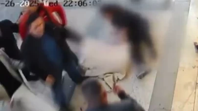 Sokak ortasında bıçaklı saldırıdan esnaf kurtardı!