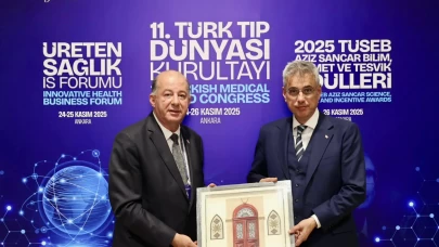 Sağlık Bakanı Memişoğlu, KKTC'li mevkidaşı Dinçyürek ile görüştü