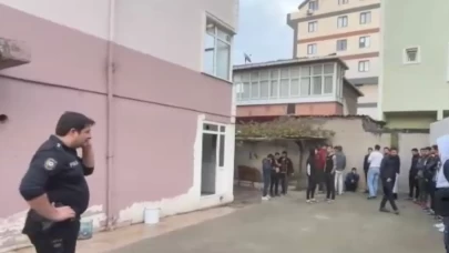 Alacağını alamadığını öne süren işçi pansiyonu ateşe verdi: 4 kişi dumandan etkilendi