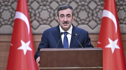 Cevdet Yılmaz, düşen askeri kargo uçağıyla ilgili Azerbaycan Başbakanı Asadov ile görüştü