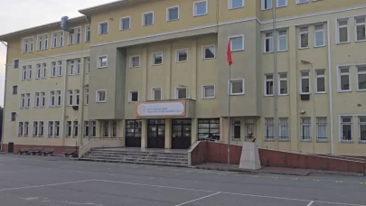 Kartal’daki lisede kavga ölümle bitti: 16 yaşındaki öğrenci hayatını kaybetti