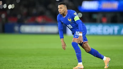 Kylian Mbappe, Messi ve Ronaldo’yu geride bıraktı