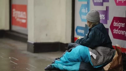 İngiltere’de evsizlik krizi keskin şekilde arttı