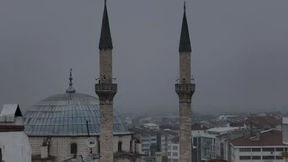 Bolu’da sis etkili oluyor!