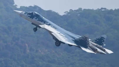 Rusya’da Su-30 savaş uçağı düştü