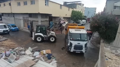 Evden 10 kamyon çöp çıktı