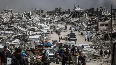 Soykırımcı İsrail ateşkes dinlemiyor