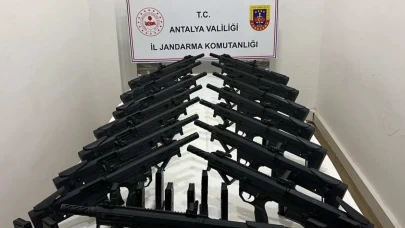 Antalya'da silah kaçakçılarına darbe: 9 gözaltı
