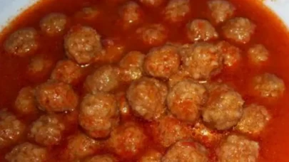 Ana yemek yerine geçen lezzet! Bulgurlu ve nohutlu yöresel çorba