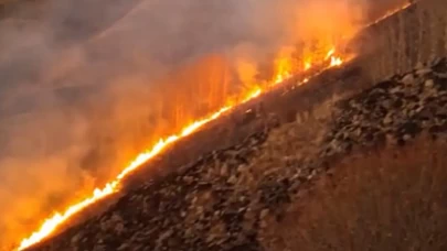 Erzurum Oltu'da örtü yangını korkuttu: Ekipler alevleri zamanında söndürdü