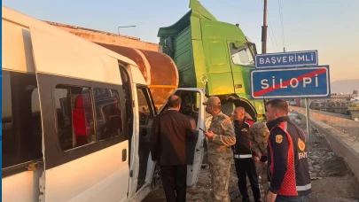 Silopi’de tanker öğrenci servisine çarptı: 13 öğrenci ve şoför yaralandı