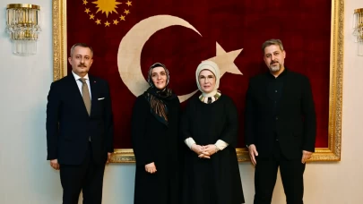 Emine Erdoğan, İstanbul Aile Vakfı temsilcileriyle bir araya geldi