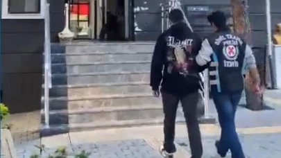 İzmir’de tek teker şovu pahalıya patladı! 13 bin lira ceza, ehliyetine el konuldu