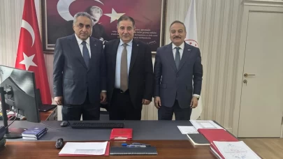 Türkiye Kamu-Sen’den Çalışma Genel Müdürü Oğuz Tuncay’a hayırlı olsun ziyareti