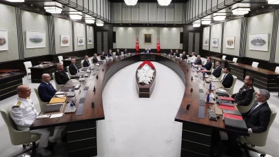 Yılın son MGK'sı başladı